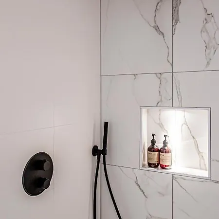 Cloud Nine - Romantic & Design App In Center! *