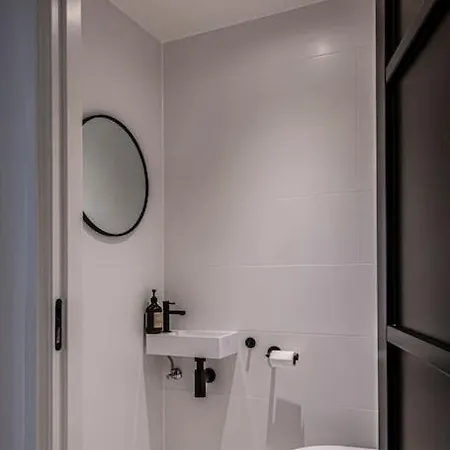 דירה Cloud Nine - Romantic & Design App In Center!