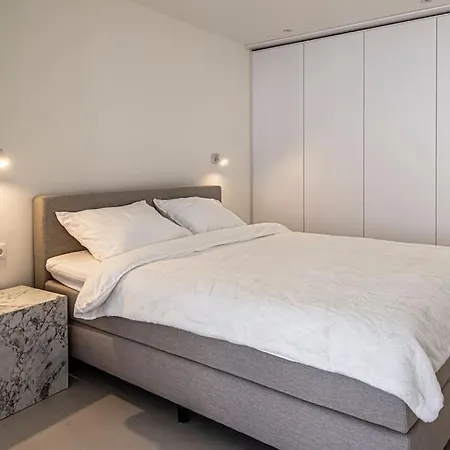 Cloud Nine - Romantic & Design App In Center! *