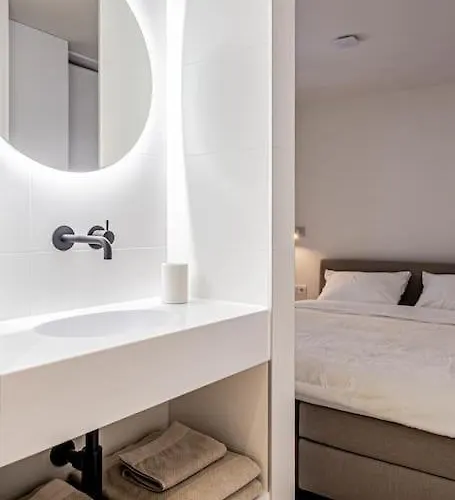 Cloud Nine - Romantic & Design App In Center! Dordrecht