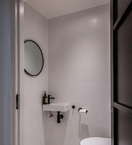 شقة Cloud Nine - Romantic & Design App In Center!