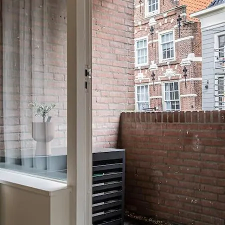 Cloud Nine - Romantic & Design App In Center! * Dordrecht